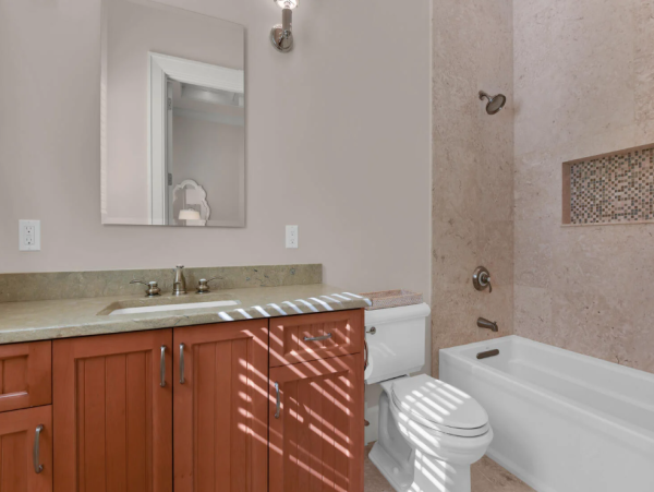 Luxury Coastal Retreat in Naples - Perfect For Your Next Vacation